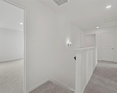 120 Waterhouse Lake Drive - Photo Thumbnail 21