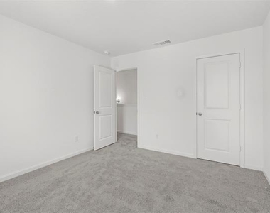120 Waterhouse Lake Drive - Photo Thumbnail 20