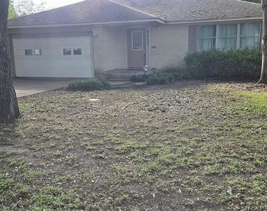 8057 Fall River Drive - Photo Thumbnail 5