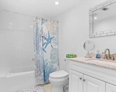 410 Venetian Drive - Photo Thumbnail 12