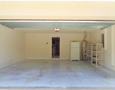 1636 Pointe West Way - Photo Thumbnail 30