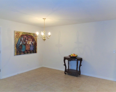 1636 Pointe West Way - Photo Thumbnail 20