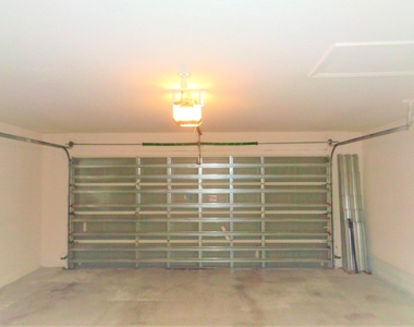 1636 Pointe West Way - Photo Thumbnail 31