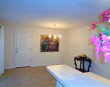 1636 Pointe West Way - Photo Thumbnail 18