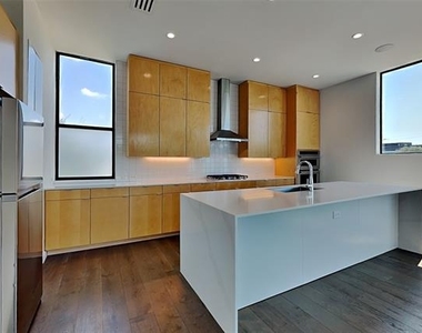 103 Forest Star Drive - Photo Thumbnail 7