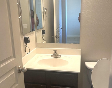 3934 E Battala Avenue - Photo Thumbnail 2