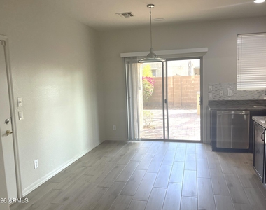3934 E Battala Avenue - Photo Thumbnail 6