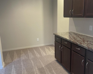 3934 E Battala Avenue - Photo Thumbnail 10