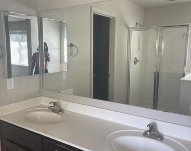3934 E Battala Avenue - Photo Thumbnail 16