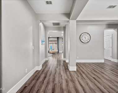 10764 W Prickly Pear Trail - Photo Thumbnail 3