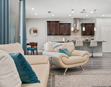 10764 W Prickly Pear Trail - Photo Thumbnail 15