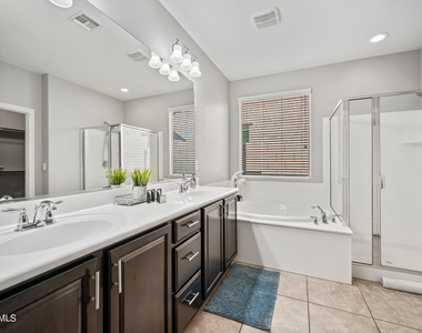 10764 W Prickly Pear Trail - Photo Thumbnail 40