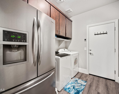 10764 W Prickly Pear Trail - Photo Thumbnail 33