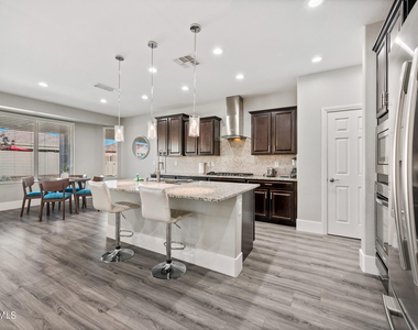 10764 W Prickly Pear Trail - Photo Thumbnail 18