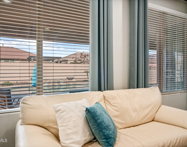 10764 W Prickly Pear Trail - Photo Thumbnail 14