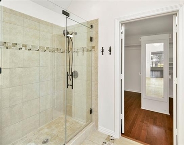 18528 Vista Del Sol - Photo Thumbnail 23