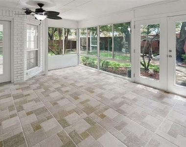 18528 Vista Del Sol - Photo Thumbnail 33