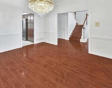 18528 Vista Del Sol - Photo Thumbnail 6
