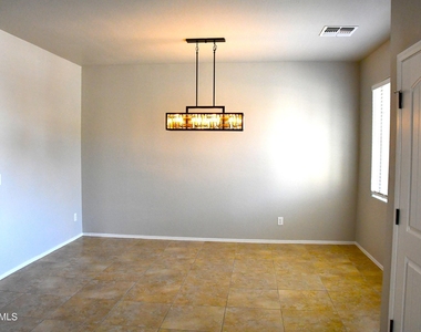 8787 W Gardenia Avenue - Photo Thumbnail 9
