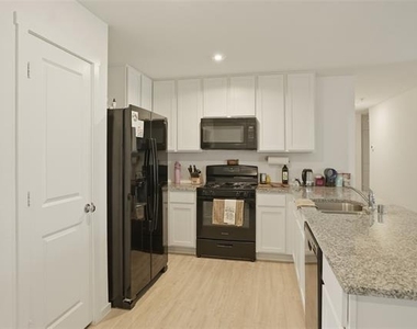 4032 Criollo Court - Photo Thumbnail 10