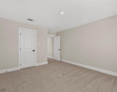 274 Wishing Pond Road - Photo Thumbnail 24