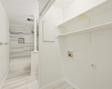 433 Sandy Trail - Photo Thumbnail 13