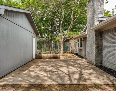 433 Sandy Trail - Photo Thumbnail 20