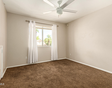 3223 E Poinsettia Drive - Photo Thumbnail 28