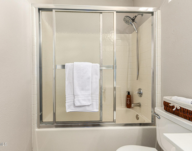 3223 E Poinsettia Drive - Photo Thumbnail 27