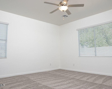 16029 N 65th Avenue - Photo Thumbnail 1