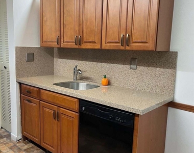 1361 Nw 94th Way - Photo Thumbnail 2