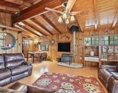 111 Oak Tree Lane - Photo Thumbnail 14