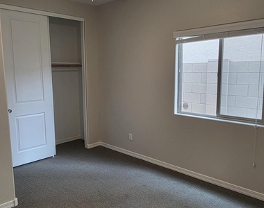 1941 W Stagecoach Street - Photo Thumbnail 33