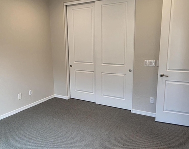 1941 W Stagecoach Street - Photo Thumbnail 25