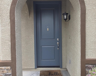 1941 W Stagecoach Street - Photo Thumbnail 2