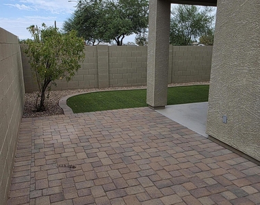 1941 W Stagecoach Street - Photo Thumbnail 43
