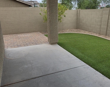 1941 W Stagecoach Street - Photo Thumbnail 40