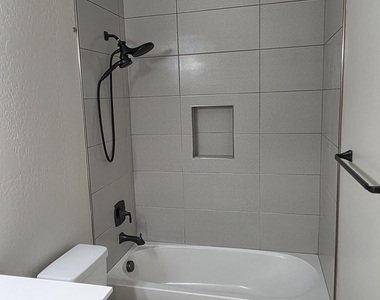 1941 W Stagecoach Street - Photo Thumbnail 22