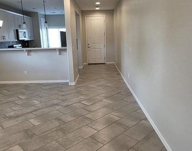 1941 W Stagecoach Street - Photo Thumbnail 17