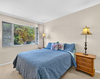 400 S Cypress Road - Photo Thumbnail 15