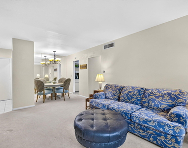 400 S Cypress Road - Photo Thumbnail 5