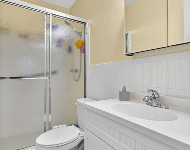 400 S Cypress Road - Photo Thumbnail 17