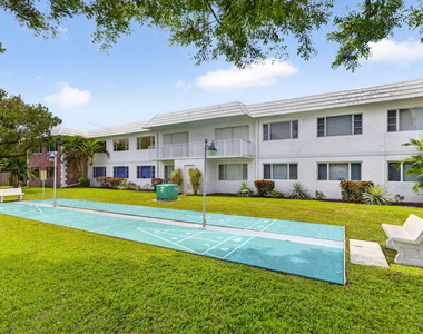 400 S Cypress Road - Photo Thumbnail 20