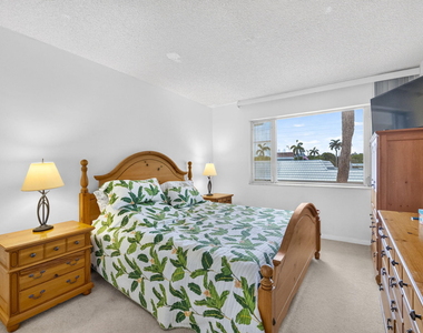 400 S Cypress Road - Photo Thumbnail 11