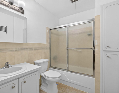 400 S Cypress Road - Photo Thumbnail 13
