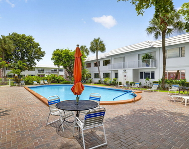 400 S Cypress Road - Photo Thumbnail 21