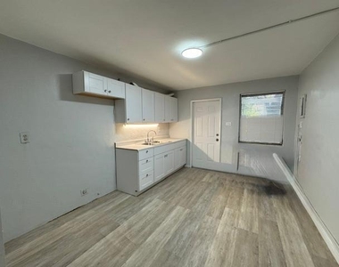 304 Nw 14th Avenue - Photo Thumbnail 7