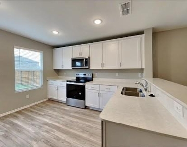 1478 Embrook Trail - Photo Thumbnail 3