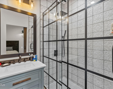 4402 E Turney Avenue - Photo Thumbnail 30