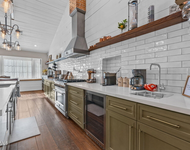 4402 E Turney Avenue - Photo Thumbnail 4